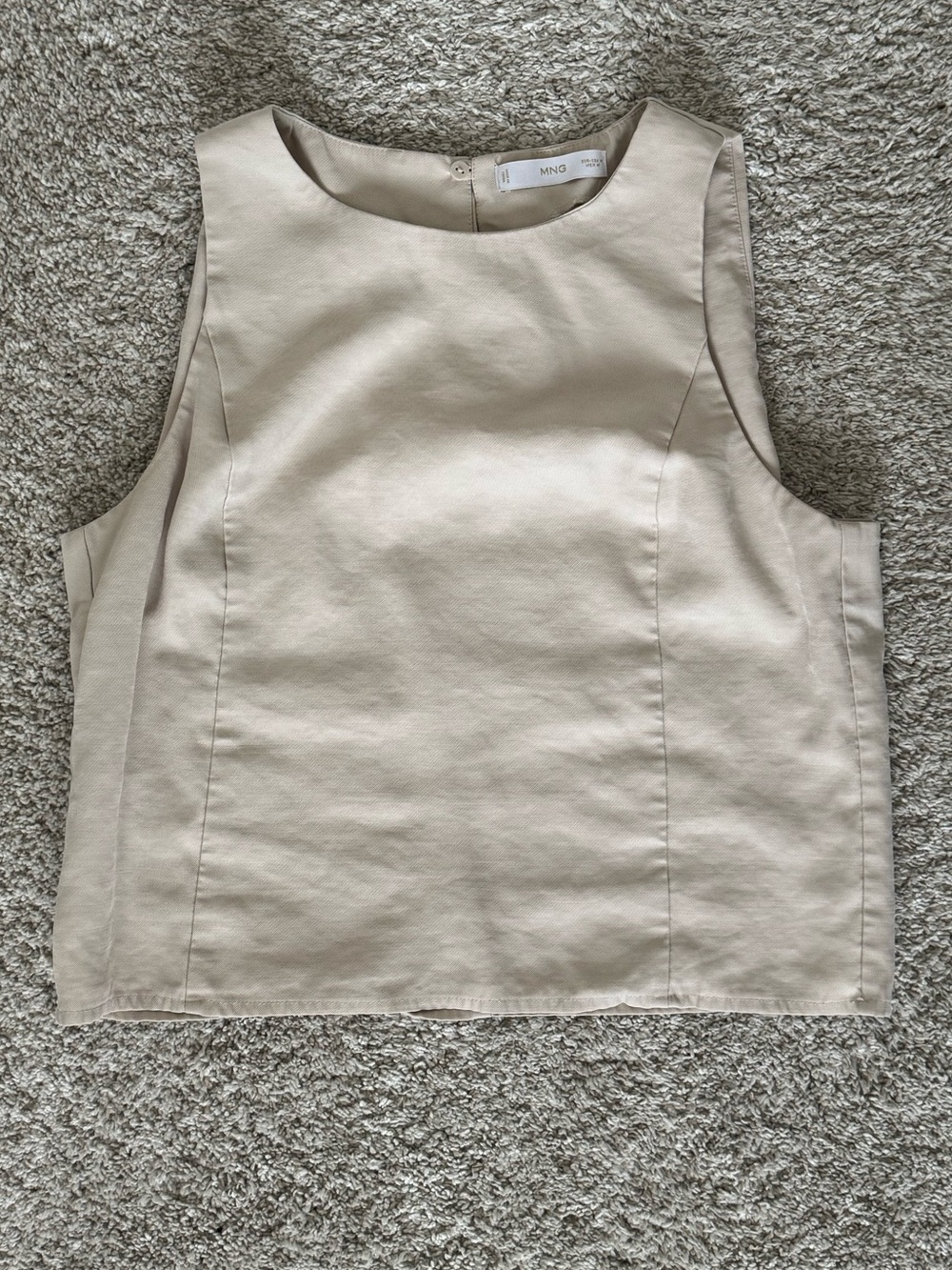 Mango Sleeveless Crop Tank